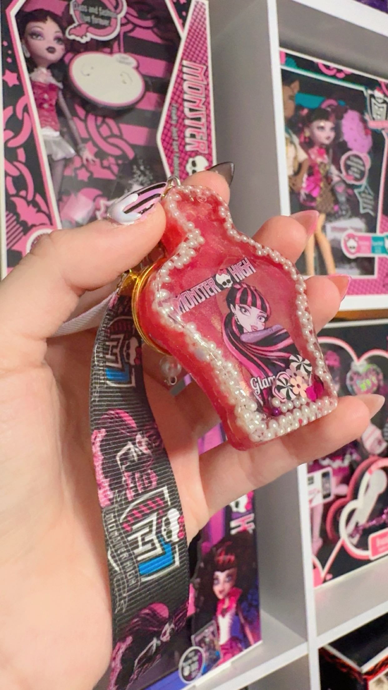 ✨⚰️💞Draculaura Keychain💞⚰️✨