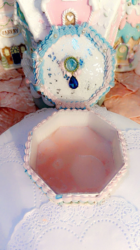 Pastel Cherub Deco-Box